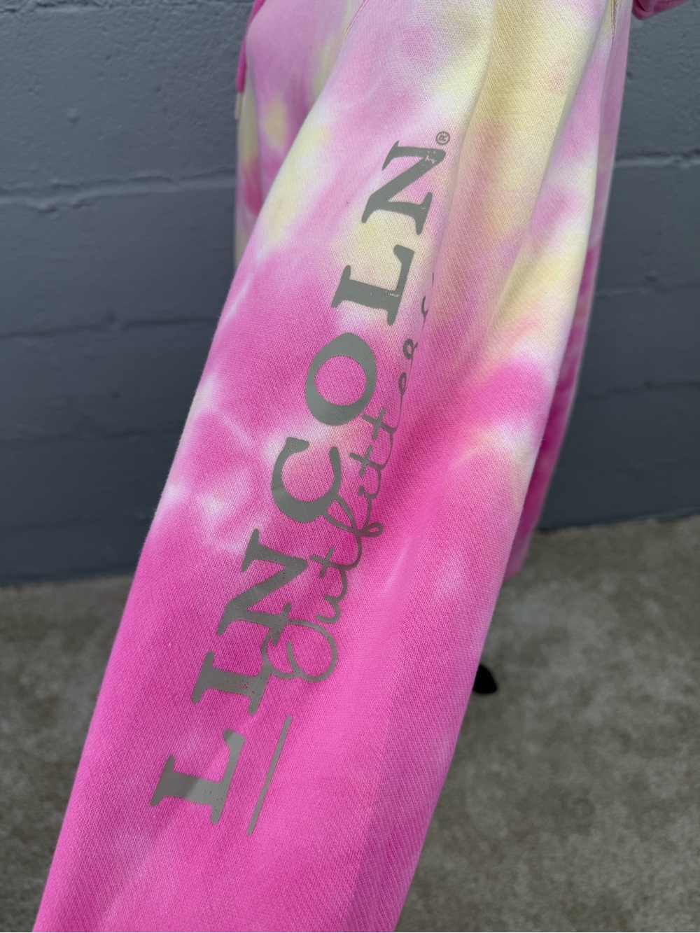 Lincoln Outfitters Women's Pink Yellow Tie-Dye Half Zip Hoodie NWT Size XL - Picture 8 of 12